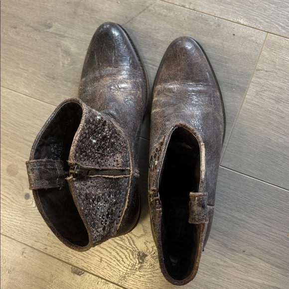 Frye Deborah cowboy ankle boots 10 - Picture 5 of 9